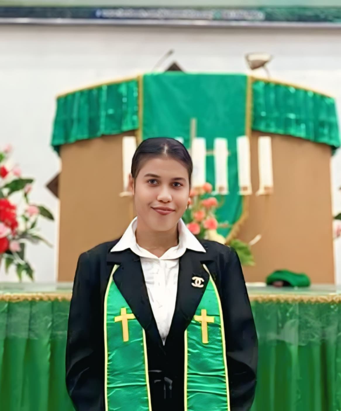 Hendrika N. J. Pembuain,S.Si,Teol